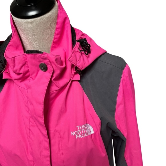 The North Face Fuchsia and Charcoal Hooded Jacket Women’s Small - Picture 3 of 10